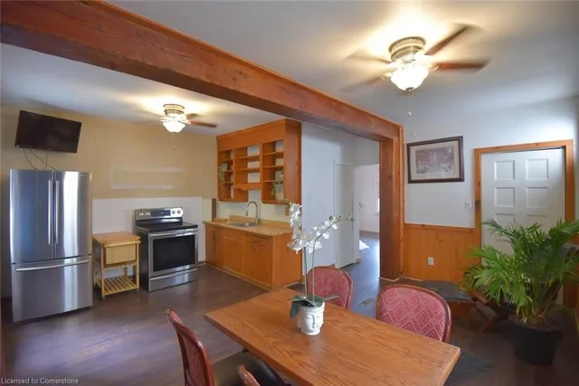 Additional image 8 of 29 Mayflower Ave