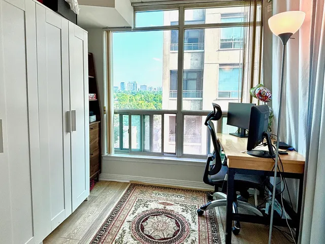 Additional image 13 of 942 Yonge St Unit 806