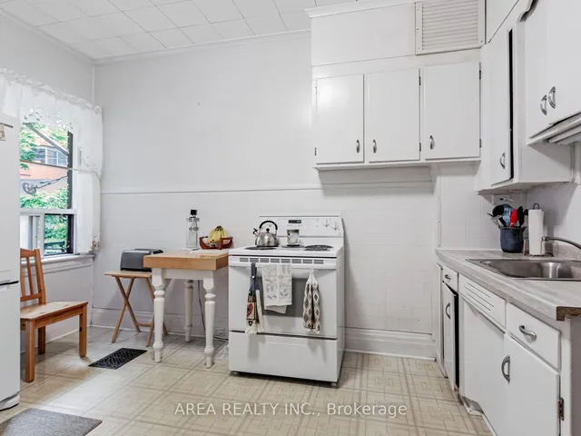 Additional image 11 of 50 Mackenzie Cres