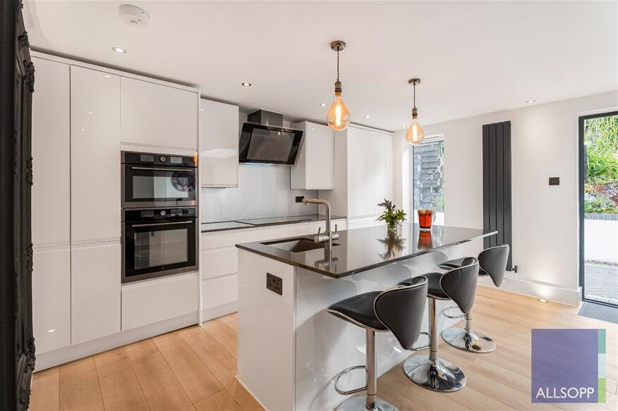 Additional image 6 of Wroxham Way, Harpenden, AL5