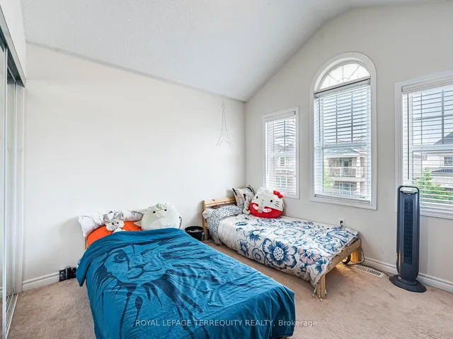 Additional image 31 of 903 Penson Cres
