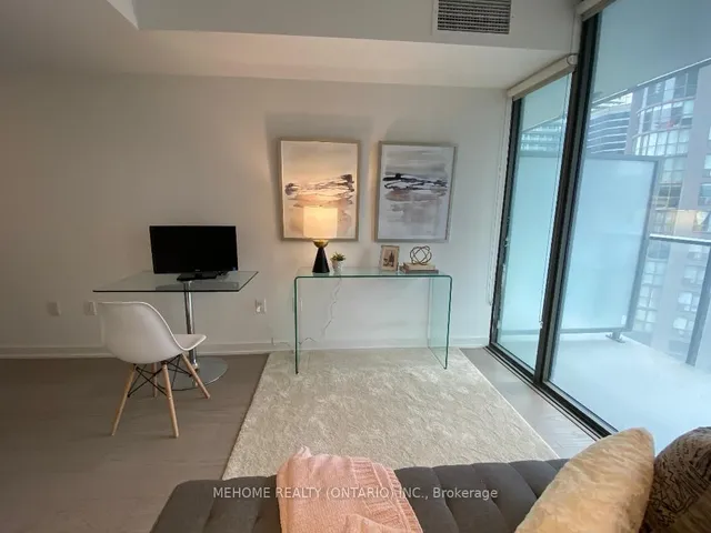 房产图片 24 - 多伦多市威尔斯利街11号1010单元