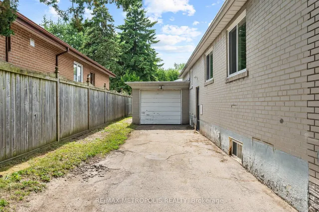 Additional image 4 of 154 Fitzgibbon Ave