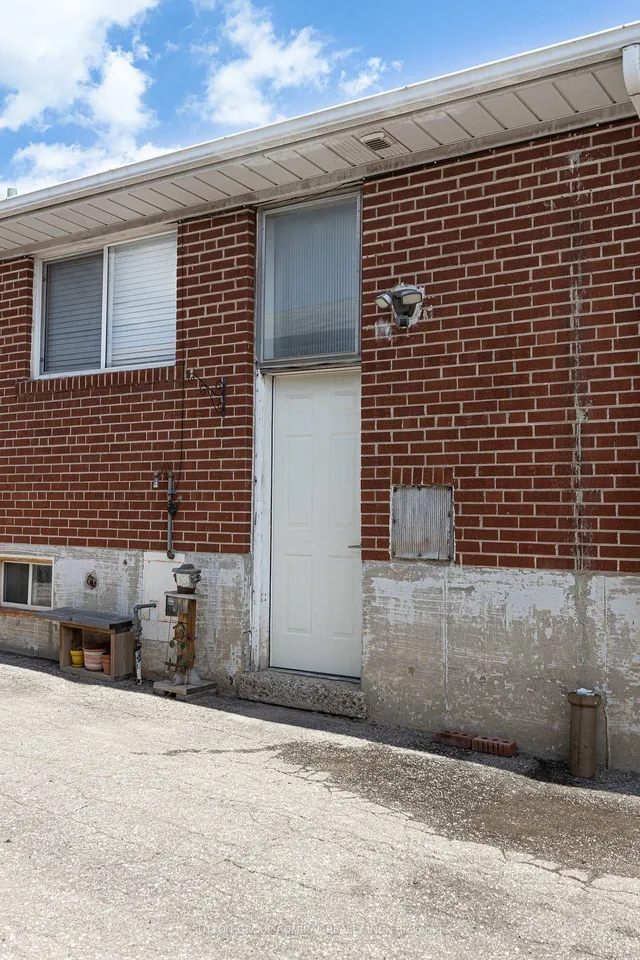 Additional image 35 of 24 Hucknall Rd