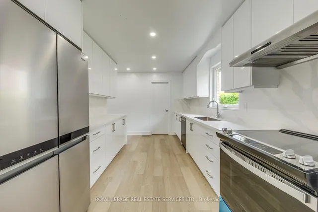 Additional image 10 of 690 Mississauga Valley Blvd