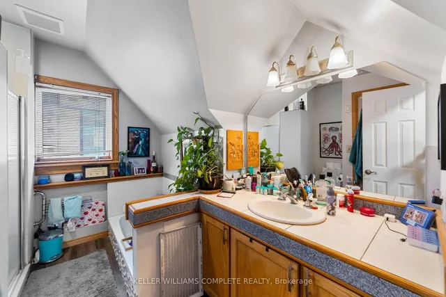 Additional image 21 of 20 Ontario Ave