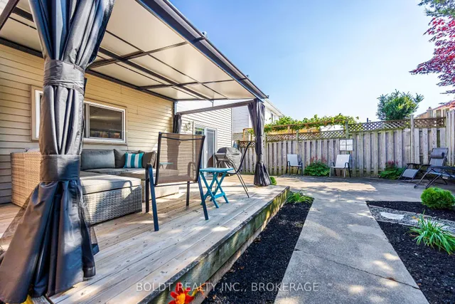 Additional image 30 of 395 Rexford Dr