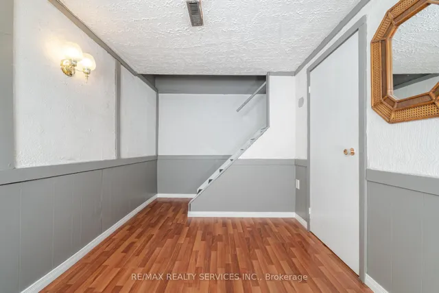 Additional image 37 of 19 Jasper Cres