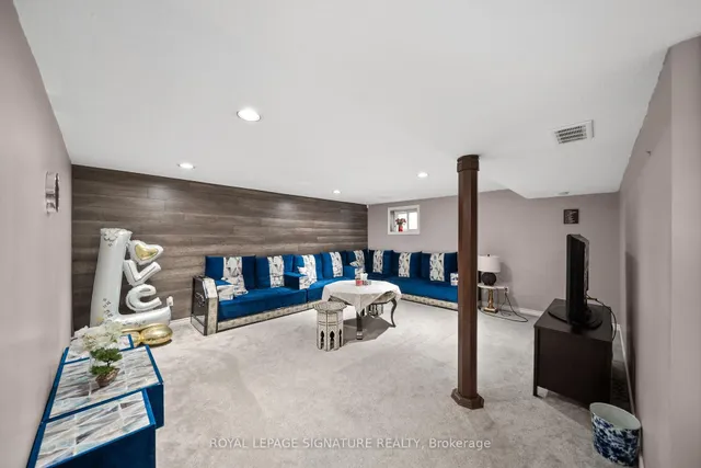 Additional image 26 of 40 Queenslea Dr