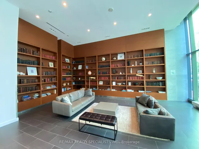 Additional image 12 of 170 Fort York Blvd Unit 1901