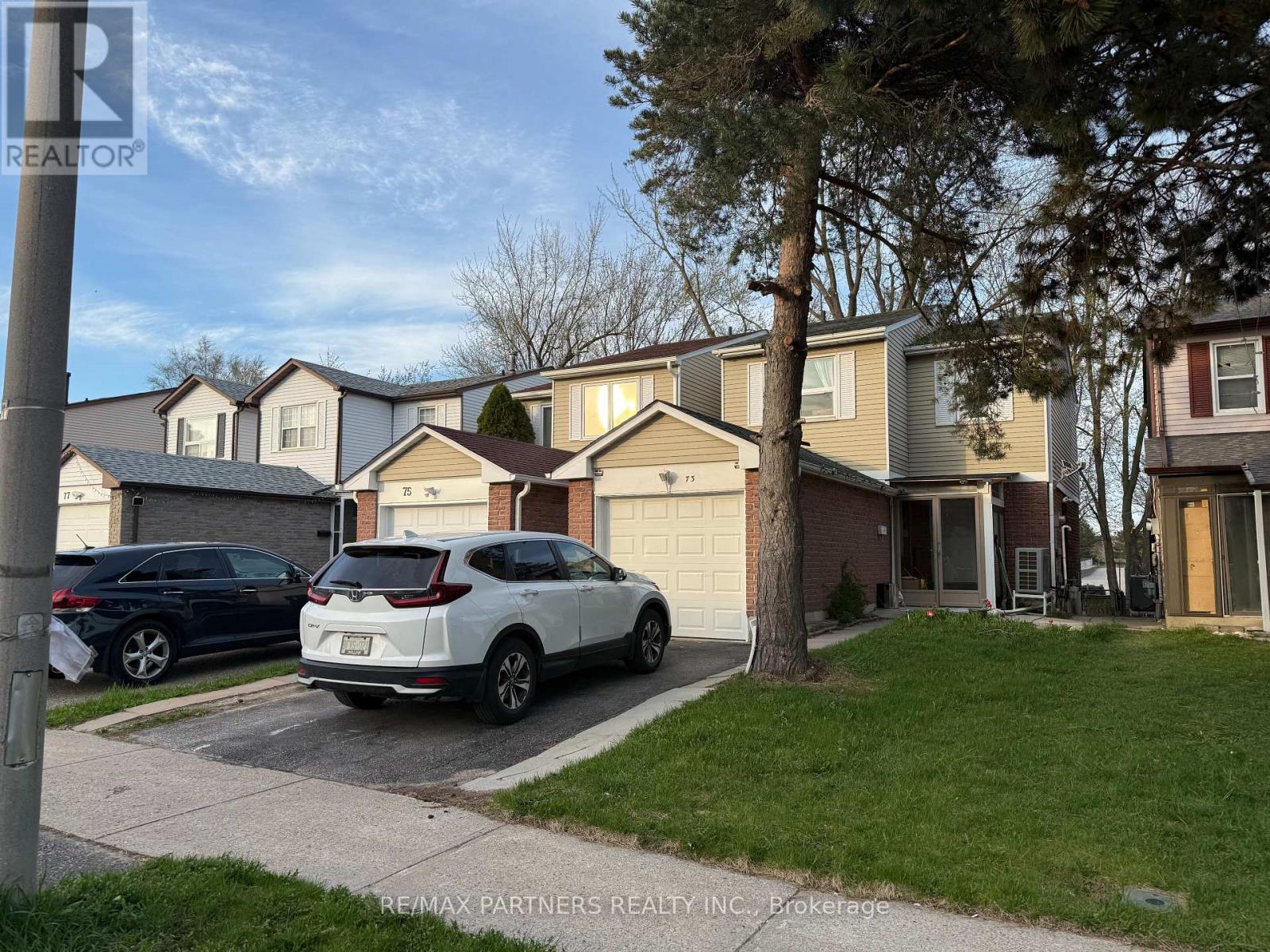 73 TREETOPS COURT|Toronto (Milliken), Ontario M1V2B9