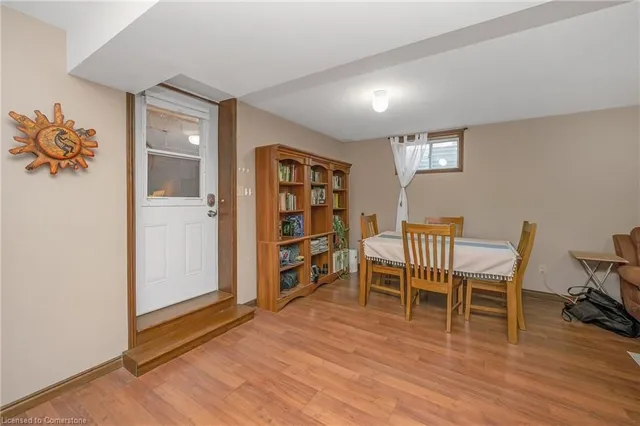 Additional image 27 of 70 Worsley Rd