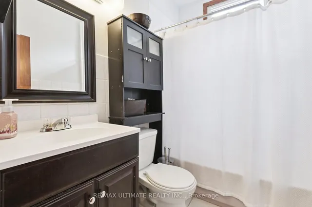 Additional image 20 of 998 Ossington Ave