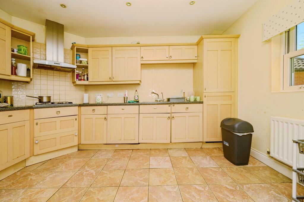 Additional image 17 of Salisbury Hall Drive, Hatfield