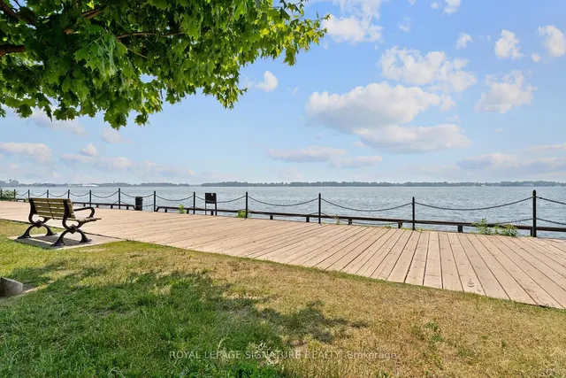Additional image 36 of 65 Harbour Sq Unit 2603