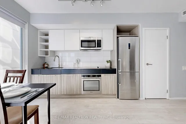 Additional image 12 of 68 Shuter St Unit 701