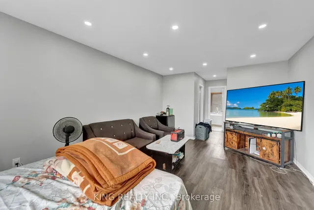 房产图片 18 - 24 Vogue Cres