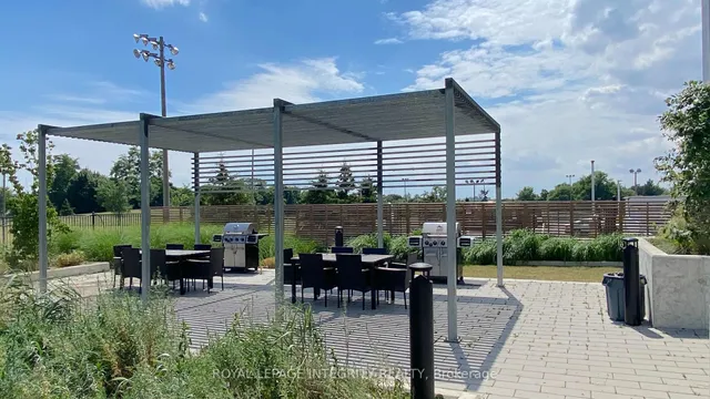 Additional image 32 of 1461 Lawrence Ave Unit 407