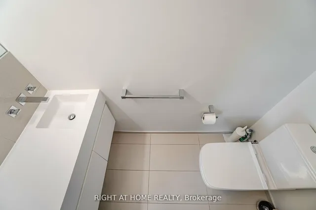 Additional image 16 of 45 Charles St Unit 3910