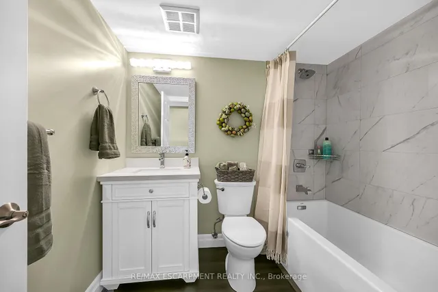 Additional image 29 of 150 WILSON St Unit 308