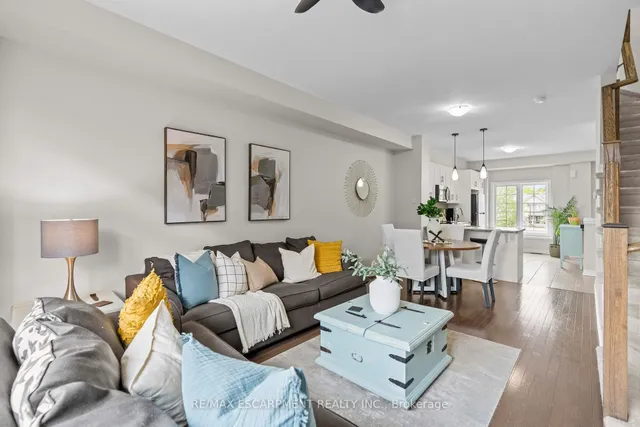 Additional image 14 of 215 Dundas St Unit 53