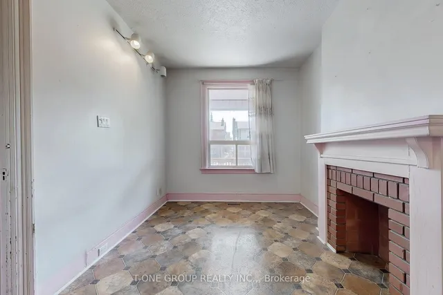 Additional image 12 of 839 Shaw St