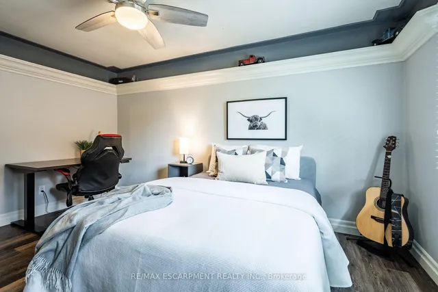 Additional image 19 of 5195 Cedarbook Cres