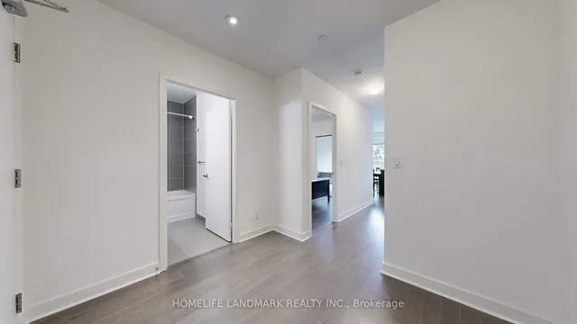 Additional image 24 of 58 Orchard View Blvd Unit 308