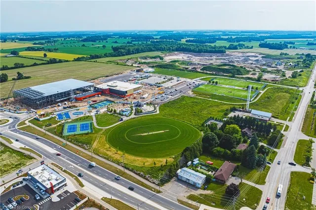 Additional image 45 of 601 Florencedale Cres