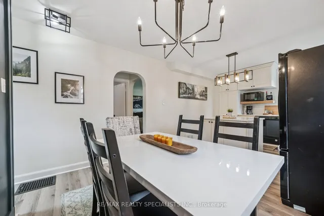 Additional image 13 of 33 Hamel Ave