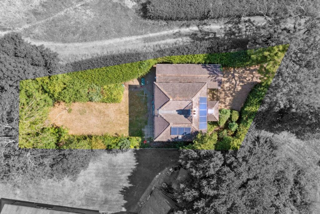 Additional image 9 of Harmer Green Lane, Welwyn, Hertfordshire, AL6 0EY