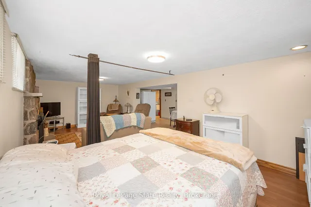 Additional image 34 of 327 East 42nd St