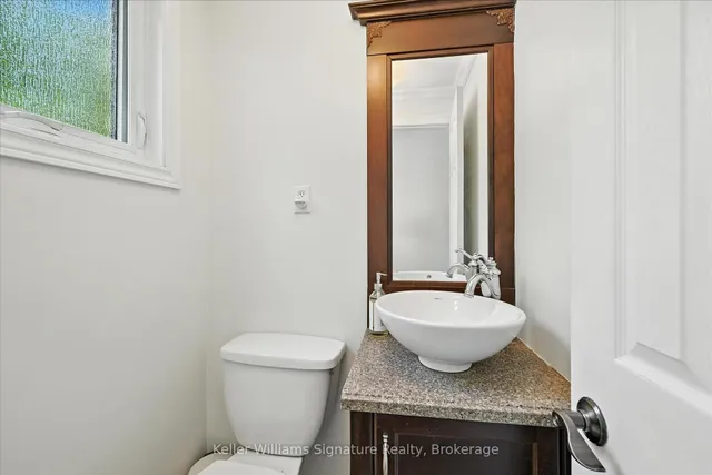 房产图片 19 - 18 Moonglow Pl