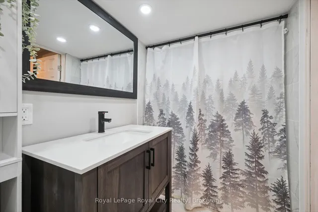 Additional image 33 of 187 The Country Way