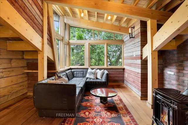 Additional image 33 of 68 Olive Ave