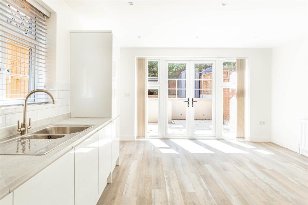Additional image 4 of Luton Road, Harpenden