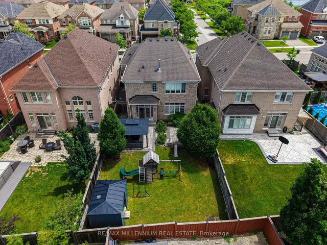 Additional image 46 of 51 Legendary Circ