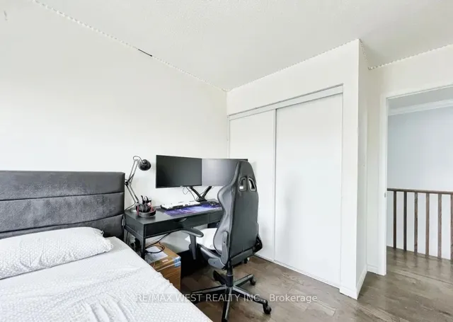 Additional image 26 of 975 Whitlock Ave Unit 20