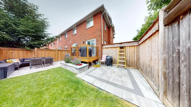 Additional image 13 of 2 Dawson Cres