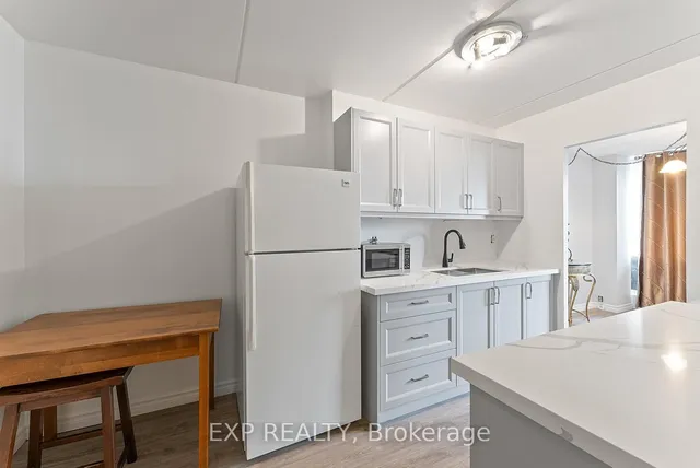 Additional image 16 of 2 Glamorgan Ave Unit 612