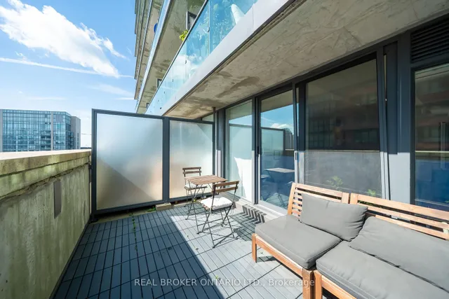 Additional image 14 of 36 Lisgar St Unit 908E