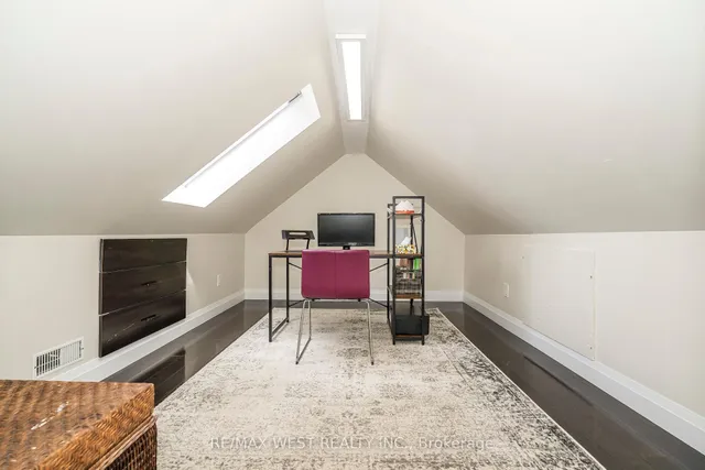 Additional image 32 of 111 Hay Ave