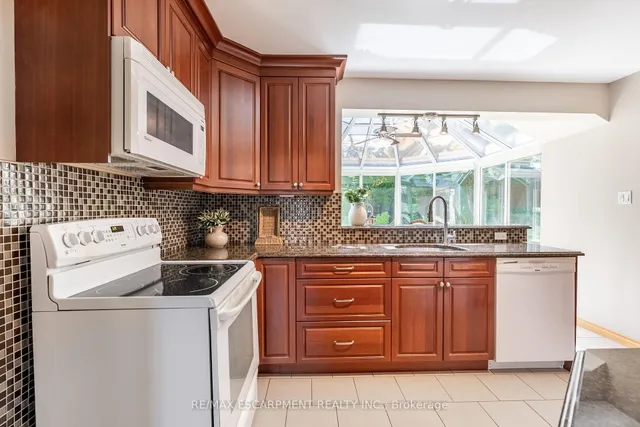 Additional image 11 of 1375 Christina Crt