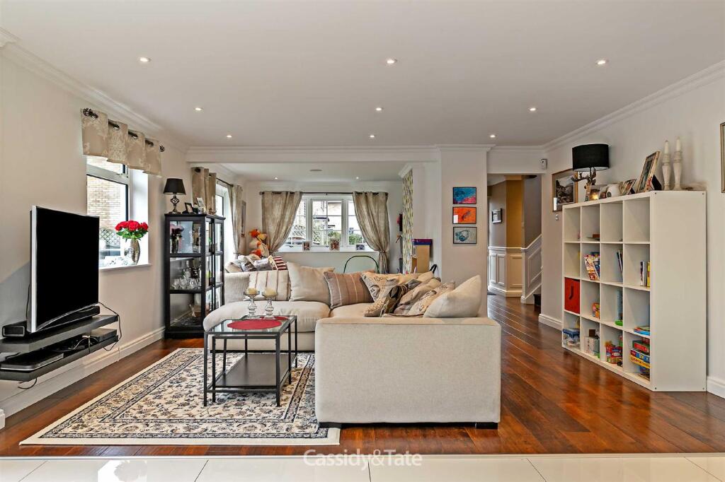 Additional image 10 of Linden Crescent, St. Albans