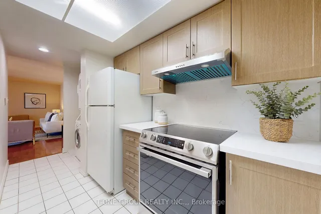 Additional image 10 of 2550 Lawrence Ave Unit 808