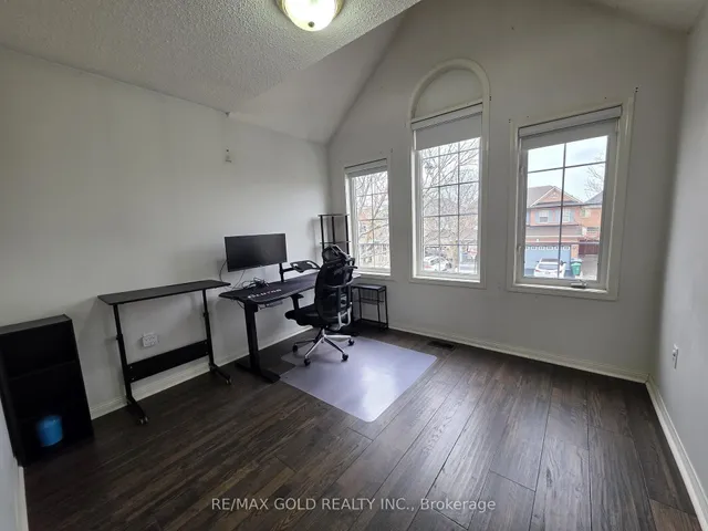 Additional image 48 of 42 Zimmer St