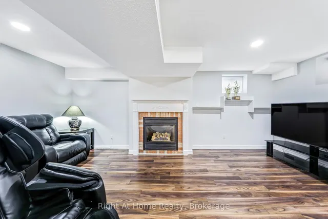 Additional image 23 of 1885 Stevington Cres