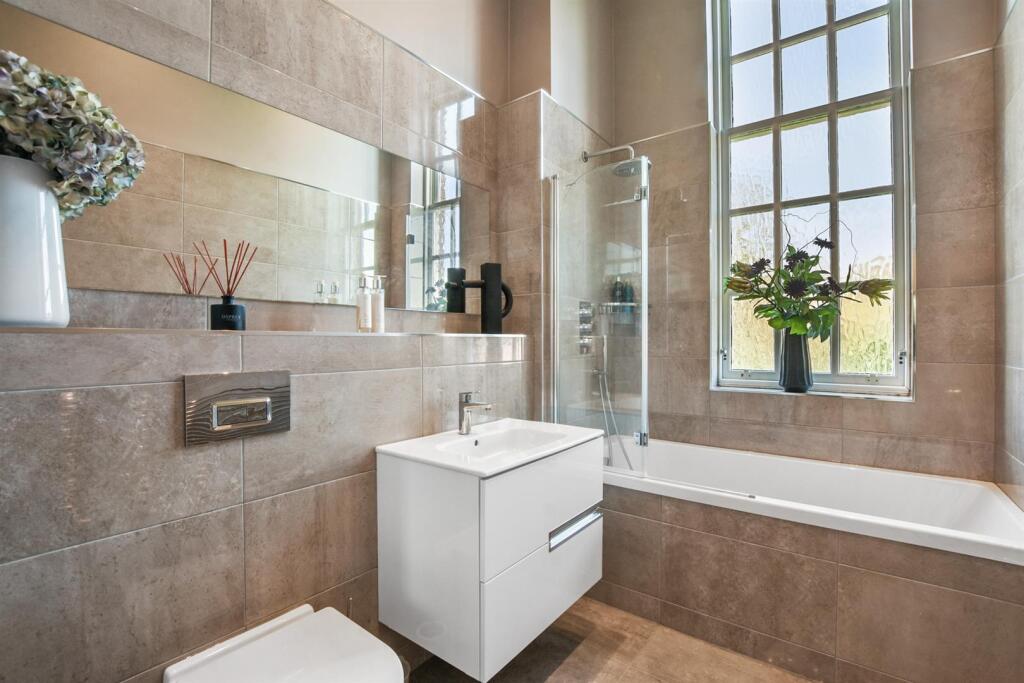 Additional image 12 of Beningfield Drive, Napsbury Park