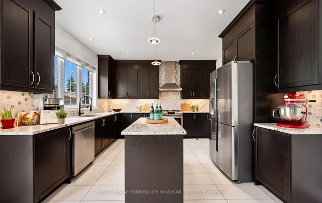 Additional image 17 of 48 Bansbury Circ