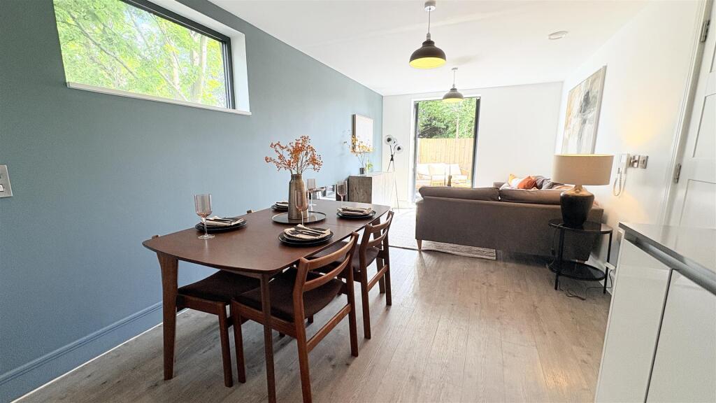 Additional image 8 of Moseley Central, Moseley